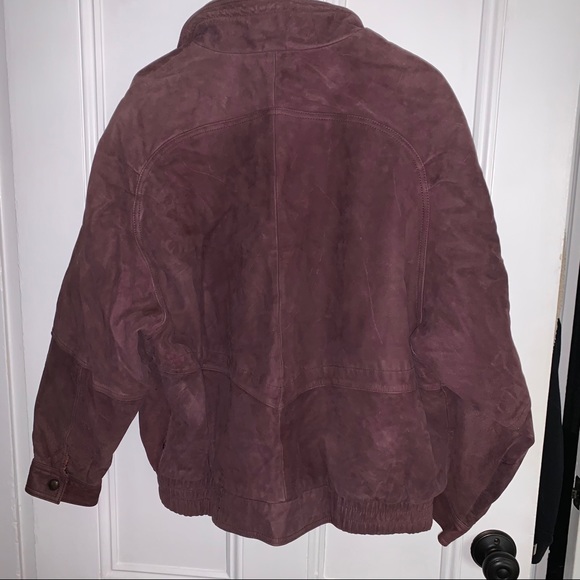 Vintage Leather Bomber Jacket - Picture 10 of 11